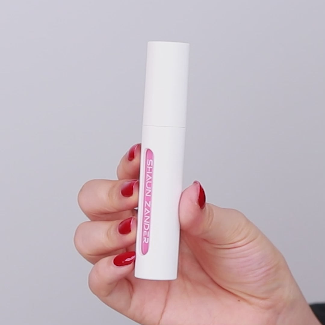 Load video: Oasis Lip Treatment